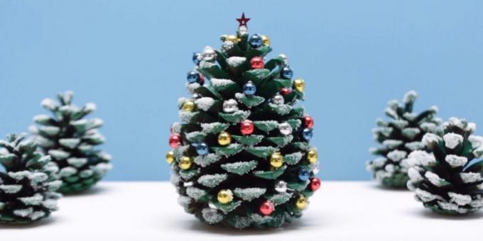 Konilerden kendi elinizle bir Noel ağacı nasıl yapılır