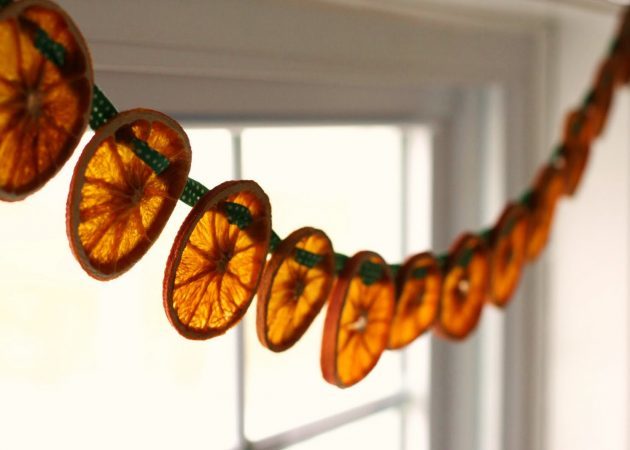 Noel ağacı süslemesi: kurutulmuş portakal