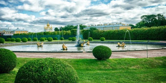 Rusya'da Güzel yerler. Peterhof