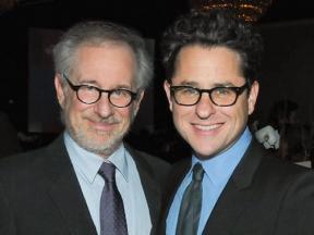 Spielberg ve Abrams'ın yaratıcılık Süper 8 ders