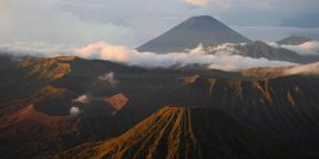 Ne okumak için: epik roman "Güzellik - bir dağ" sevgi, ölümden diriliş ve Endonezya tarihini