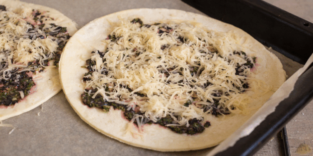 Tortilla pizza: yemek pişirme