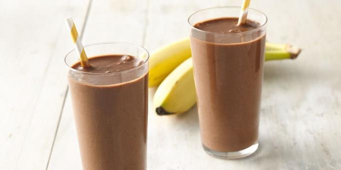 Çikolata protein shake: ev de Proteinli içecekler