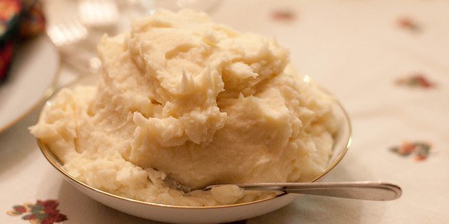 Hindistan cevizi sütü ve soğan Patates püresi
