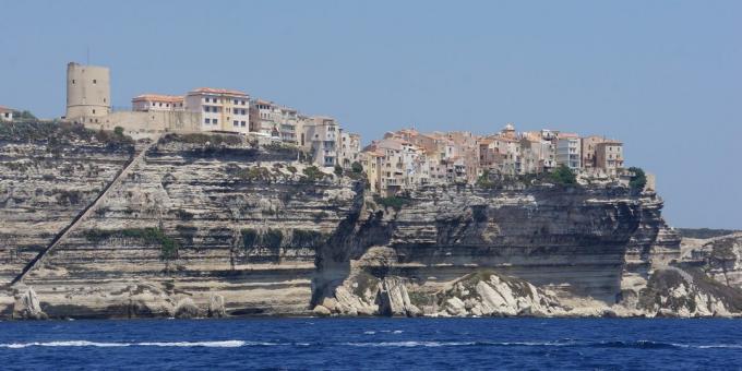 Nerede Avrupa'da gitmek için: Bonifacio, Fransa