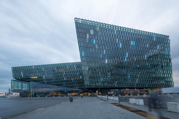 Avrupa mimarisi: Reykjavik, İzlanda HARPA Konser Salonu