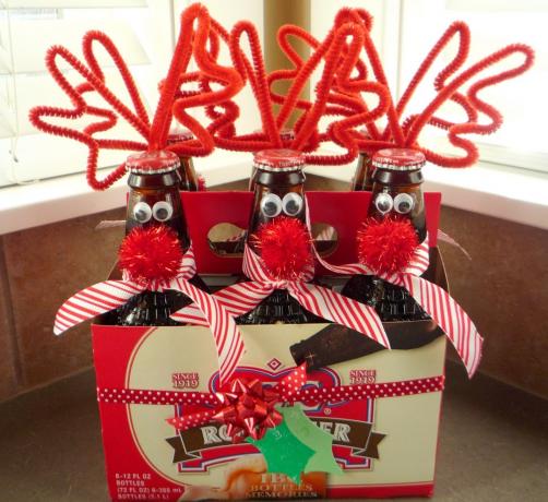 Rudolph & Co.: elleri ile yeni yıl için bir hediye hazırlamak için nasıl