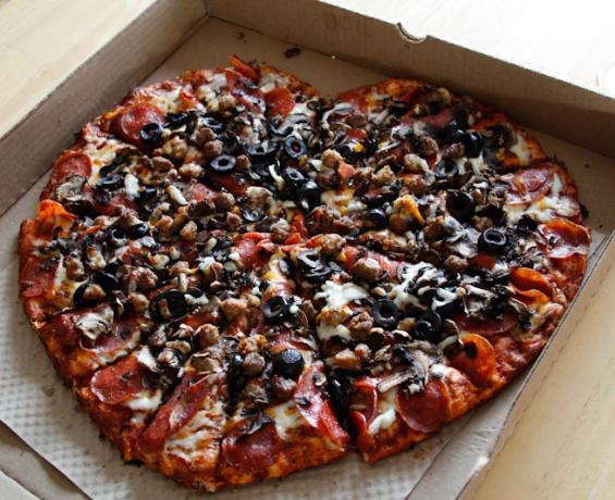 Sevgililer Günü için hediyeler: Pizza