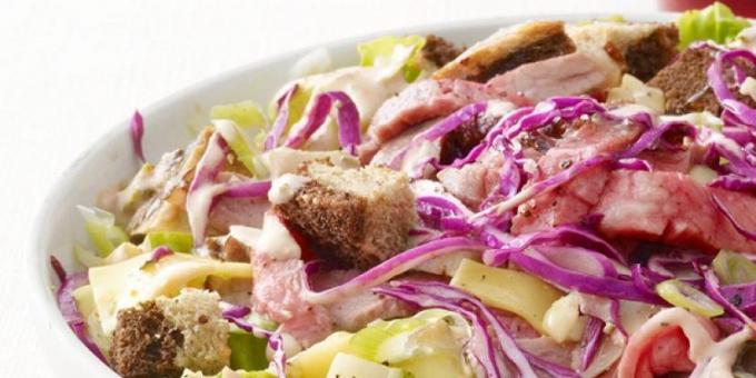 sığır eti, lahana, peynir ve salatalık ile bir salata nasıl hazırlanır