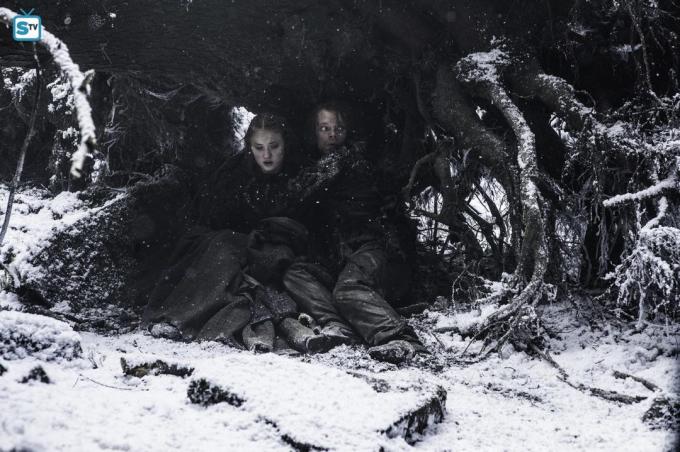 kovalamaca dan Theon ve Sansa kaçış