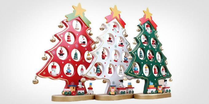 oyuncaklar ile Noel ağaçları
