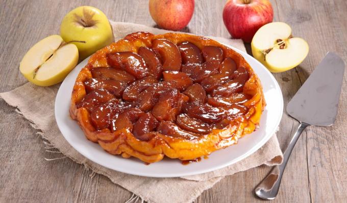 Elmalı en basit tart tatin