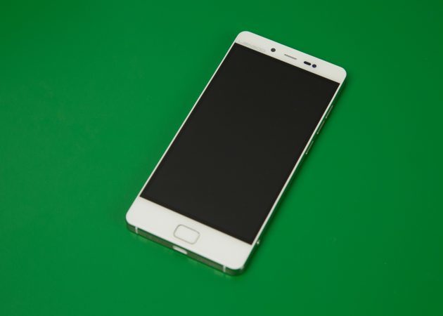 Leagoo Elite 1: önden görünüş