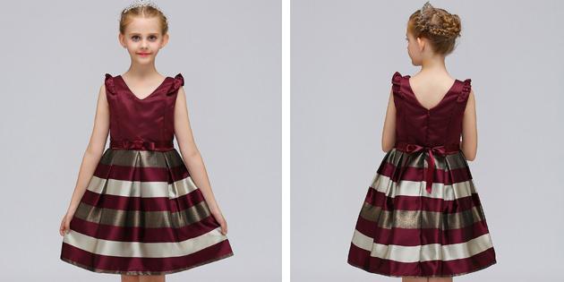 çıkışına Çocuk giyimleri: bir eteğe sahip çizgili elbise