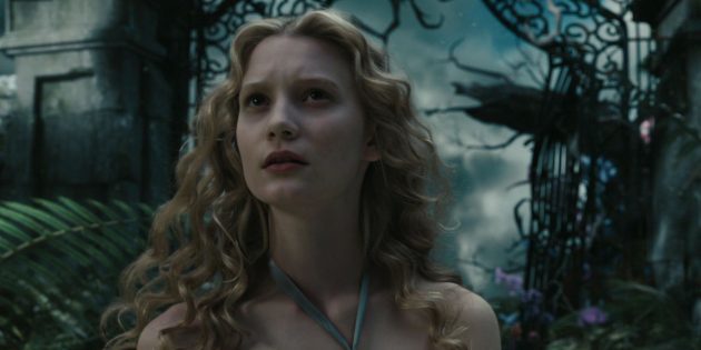 Yine 2010 yılında filmi "Alice in Wonderland" dan