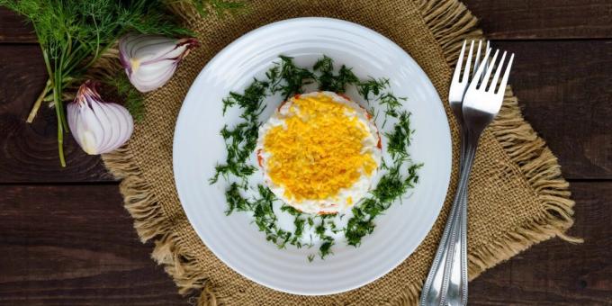 Füme tavuk, mısır ve pirinç bir salata: Basit bir tarifi