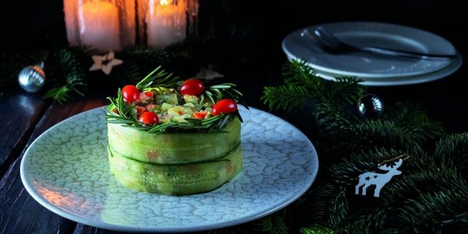 Karides, avokado ve salatalık ile şenlikli salata