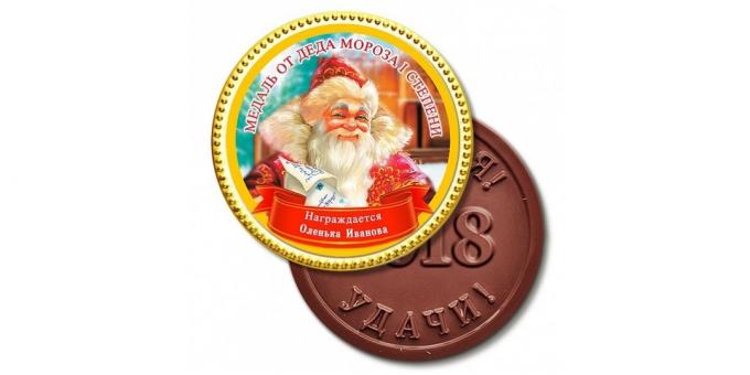 Yeni Yıl için hediyeler: Çikolata madalya