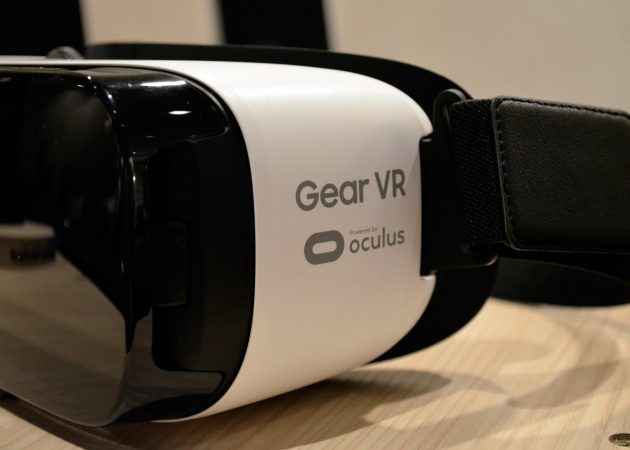 VR-gadget'lar: Samsung Gear VR