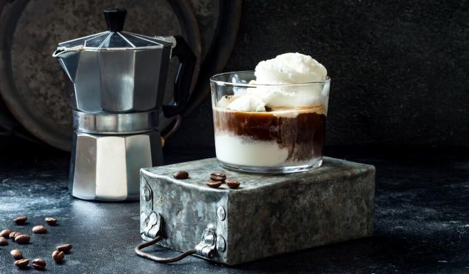 Affogato. Güne bu enerji verici tatlıyla başlayın