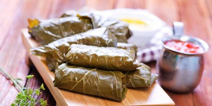 bulgur, beyaz peynir ve nane ile Dolma